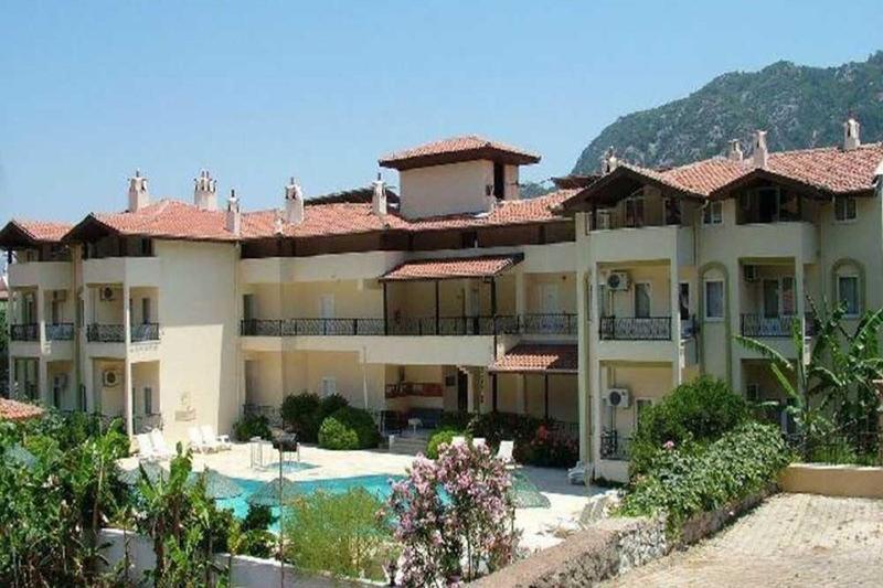 Ince Aparts İçmeler Exterior foto